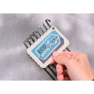 rHIPS.b Credit Card Ice Scraper