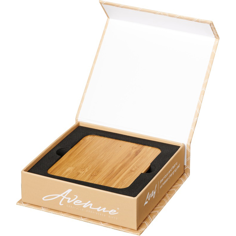 Leaf 5W bamboo and fabric wireless charging pad - Image 4