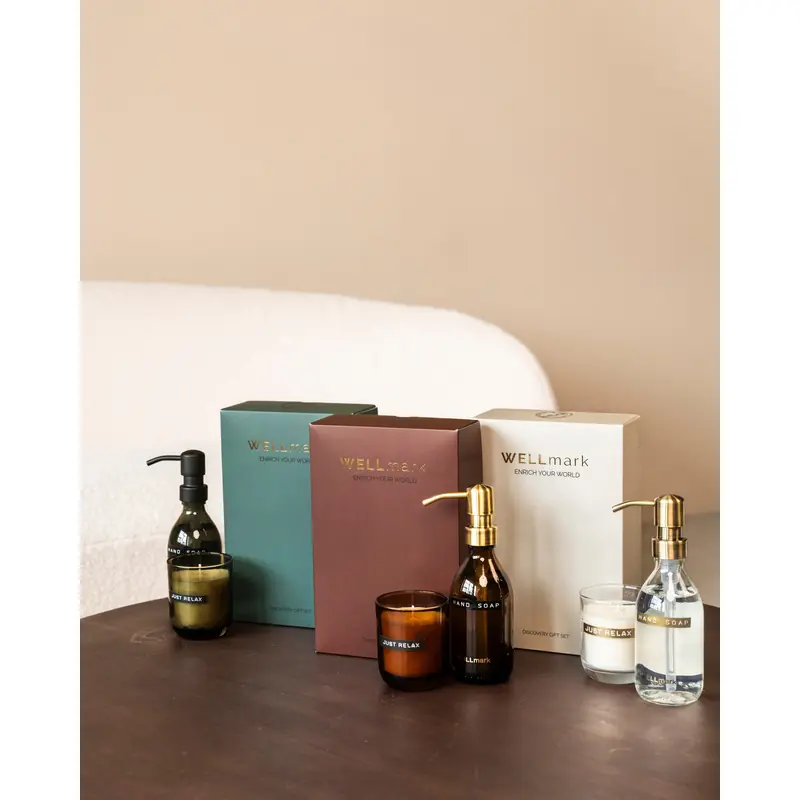 Wellmark Discovery 250 ml hand soap dispenser and 150 g scented candle set